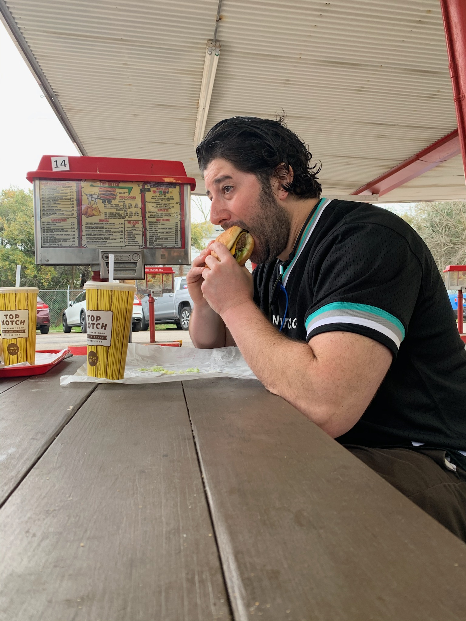 Lee eats a burger at Top Notch Burgers in Austin, TX ("Alright, Alright, Alright ...")  (Pre-Covid)