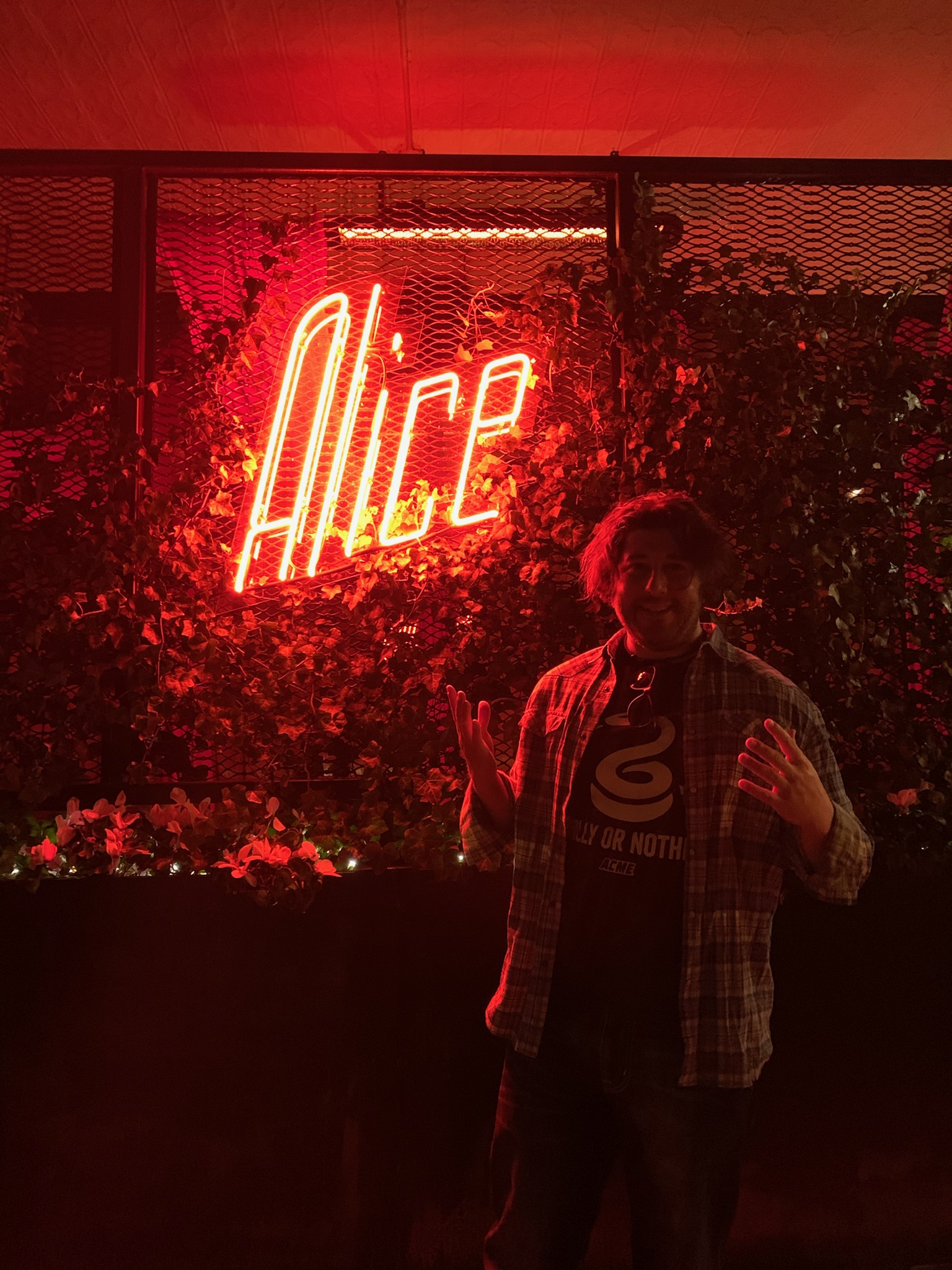 Lee shrugs at Alice in Dallas, TX (Pre-Covid).